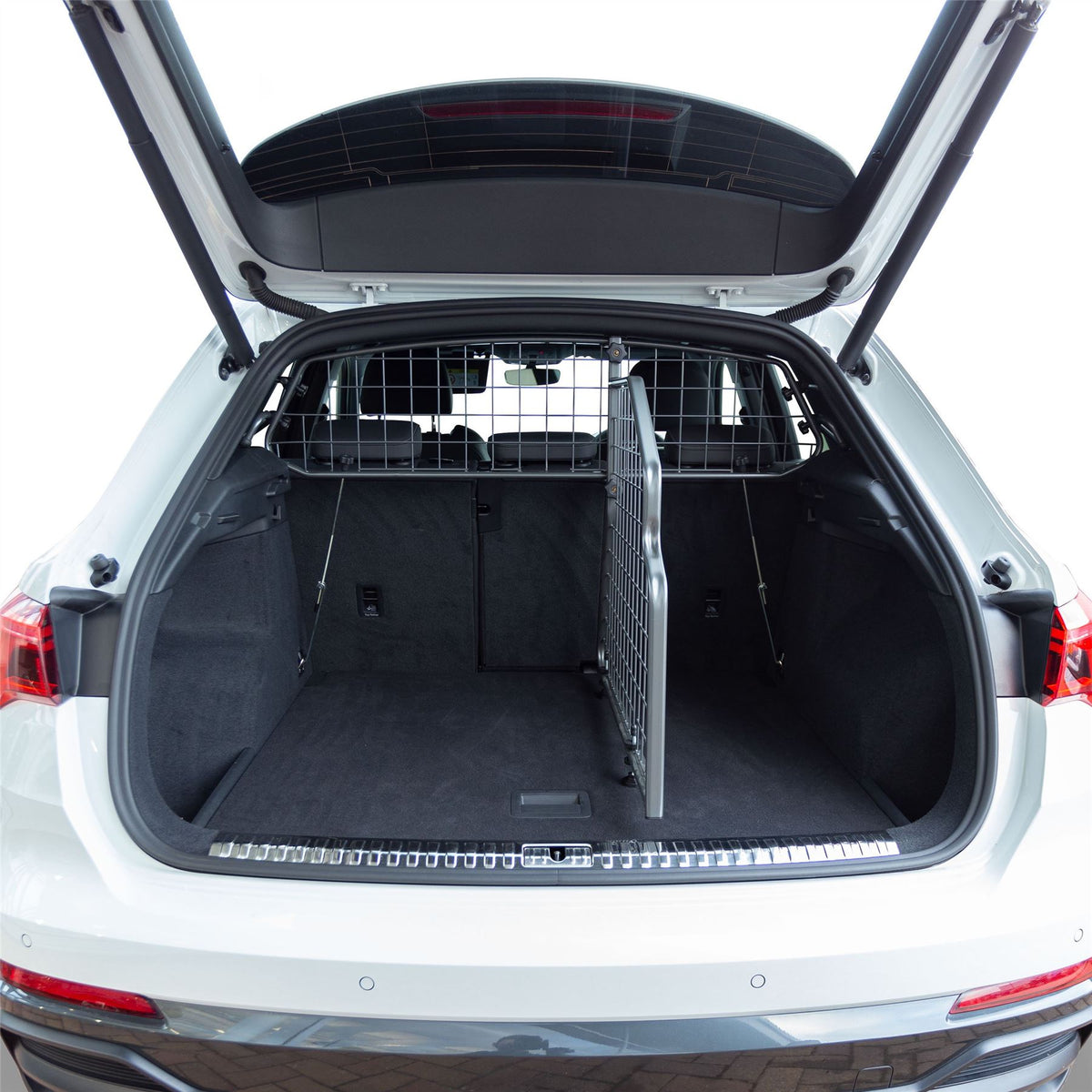 grille de division pour coffre de démarrage du SUV Audi Q3 (2018-on)