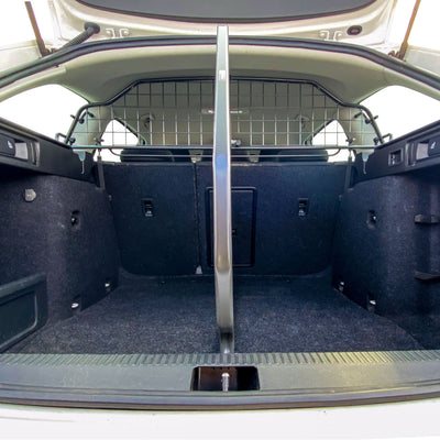 Travall Dog Boot Divider for Skoda Octavia Estate (2017-2020)