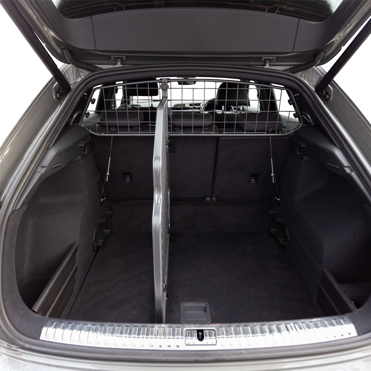 grille de division pour coffre de démarrage du SUV Audi Q3 (2018-on)